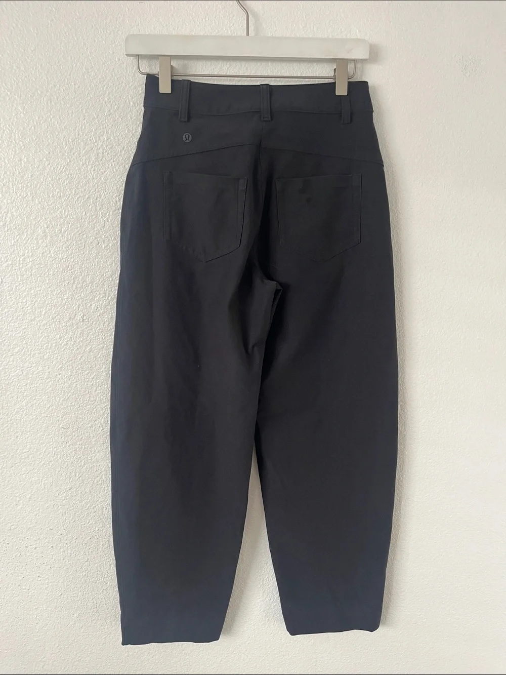 Lululemon City Sleek Mid-Rise Barrel-Leg PantLight Utilitech Black Size 24